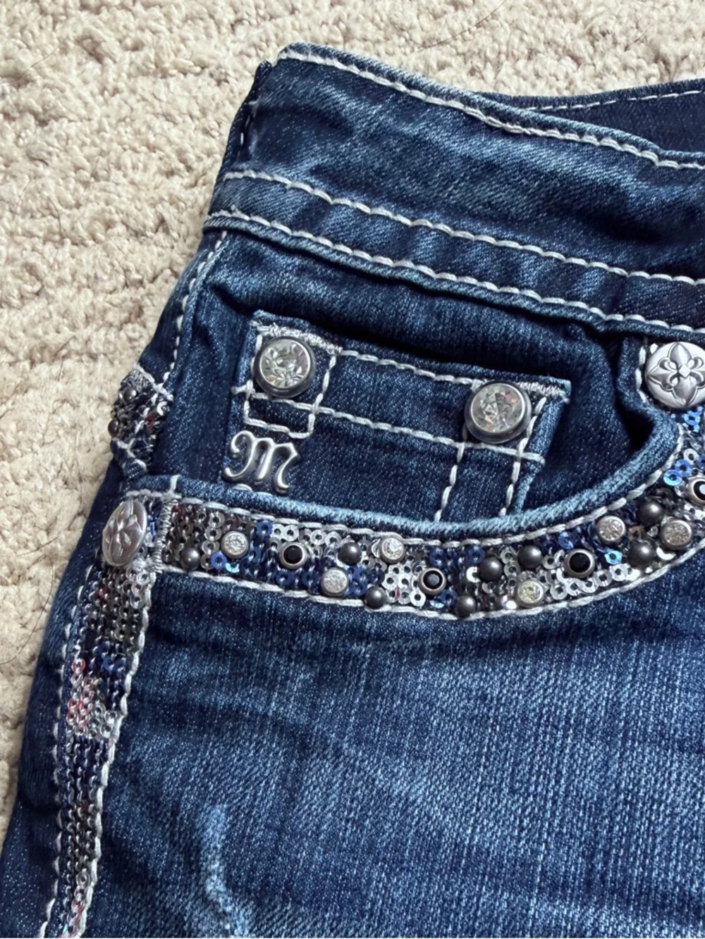 Womens Miss Me Jeans Size 25 Mid Rise Straight Rhinestone Y2K Sequins Blue Denim - Picture 8 of 9